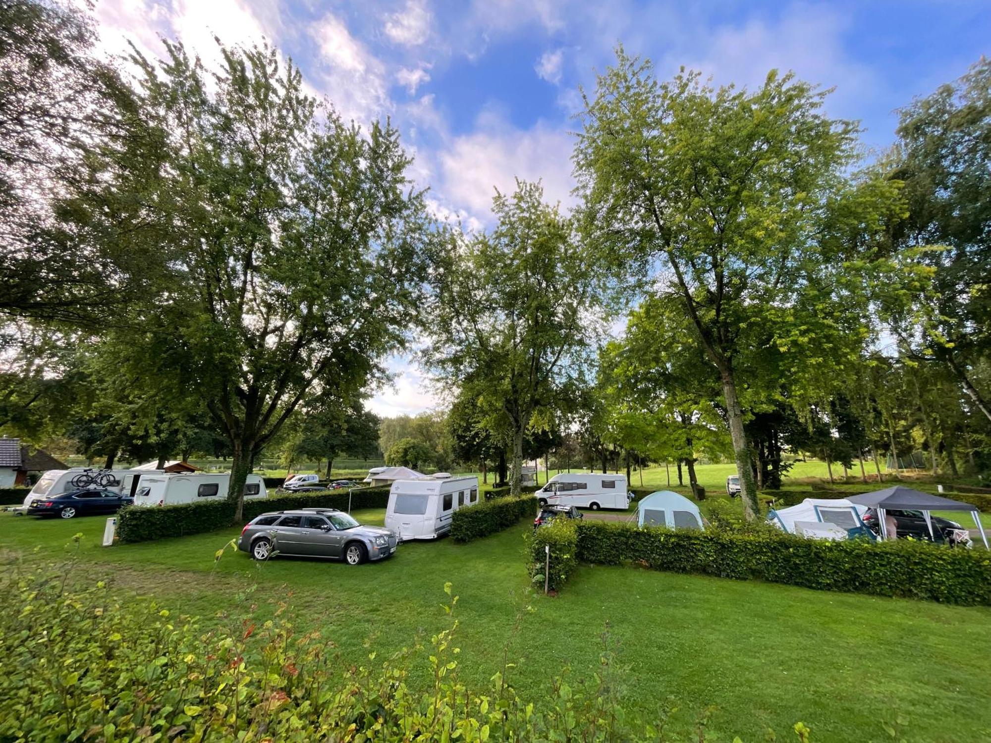 Camping Les Portes Du Perche Mamers المظهر الخارجي الصورة